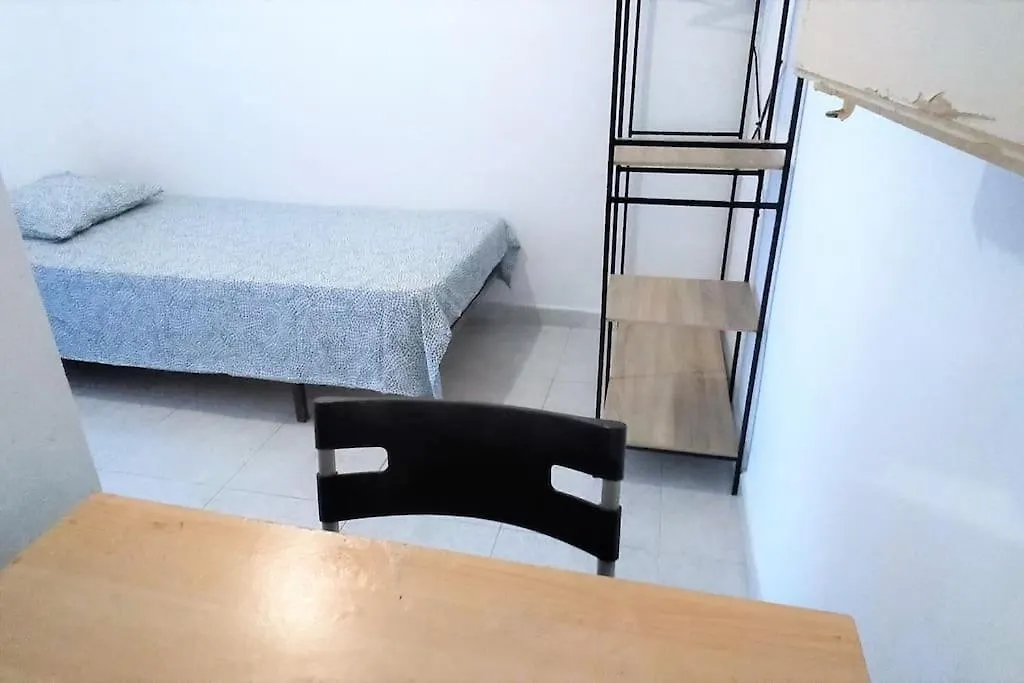 Beautiful Private And Exterior Double Room. Esplugues de Llobregat