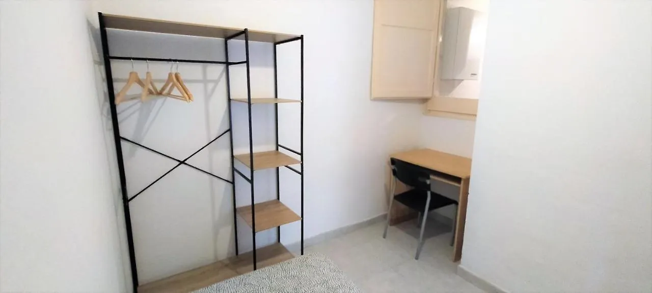Beautiful Private And Exterior Double Room. Esplugues de Llobregat